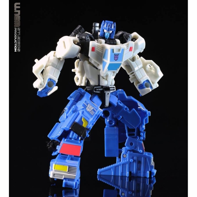 Hasbro Power of Prime (POTP) Legend Class Roadtrap / Battleslash set